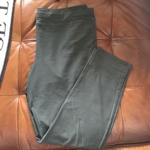 Eileen Fisher fitted stretch pants green large